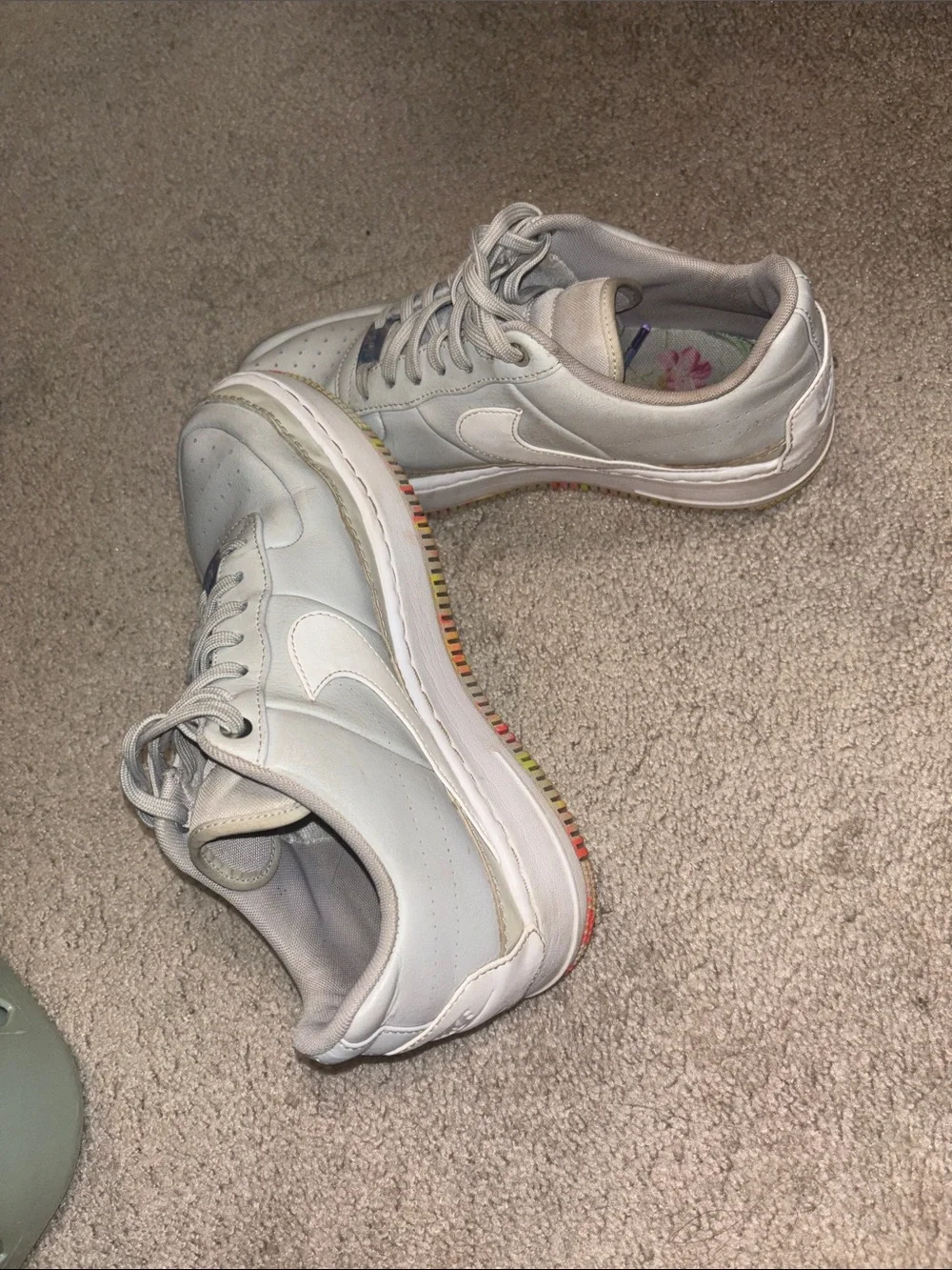Nike Men's Sneakers in Light Gray and White